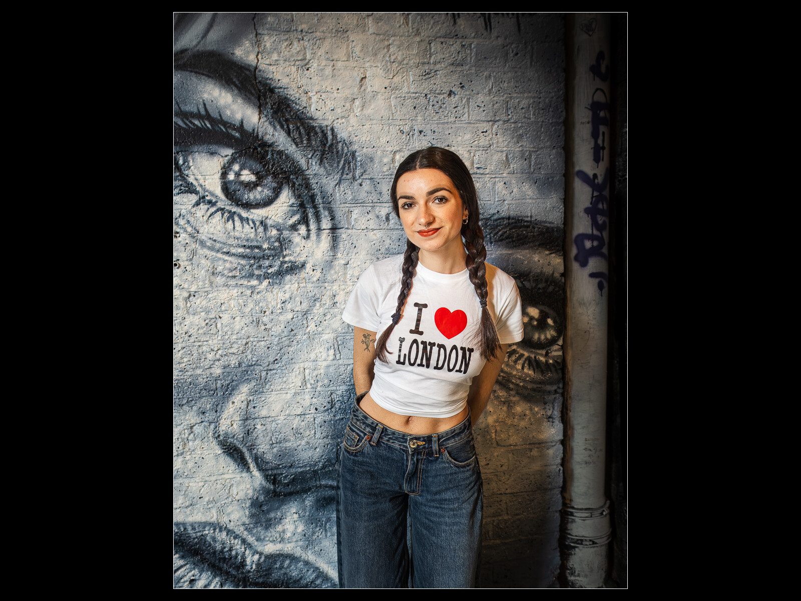 1st Place PDI – Trevor Ager – Those Spanish Eyes - Spanish Girl In London